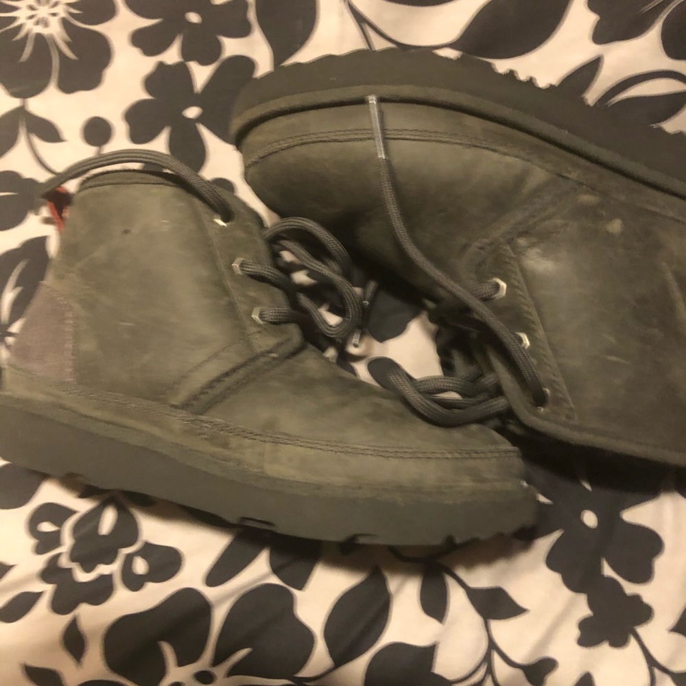 Boys ugg boots